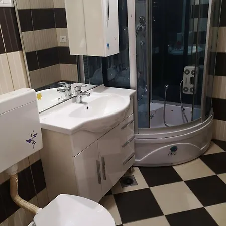 Hostel Sobe Sm0lej *