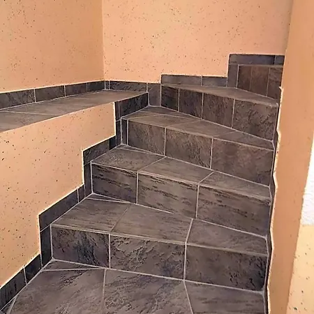 Sobe Sm0lej Hostel *