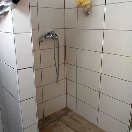 Sobe Sm0lej *
