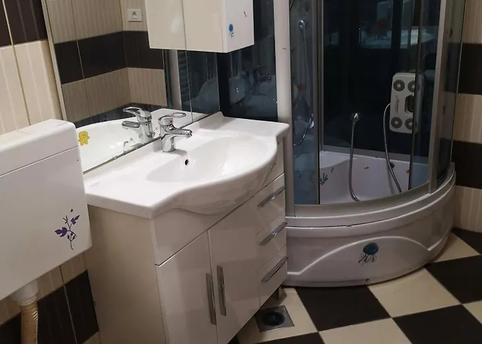 Hostel Sobe Sm0lej *